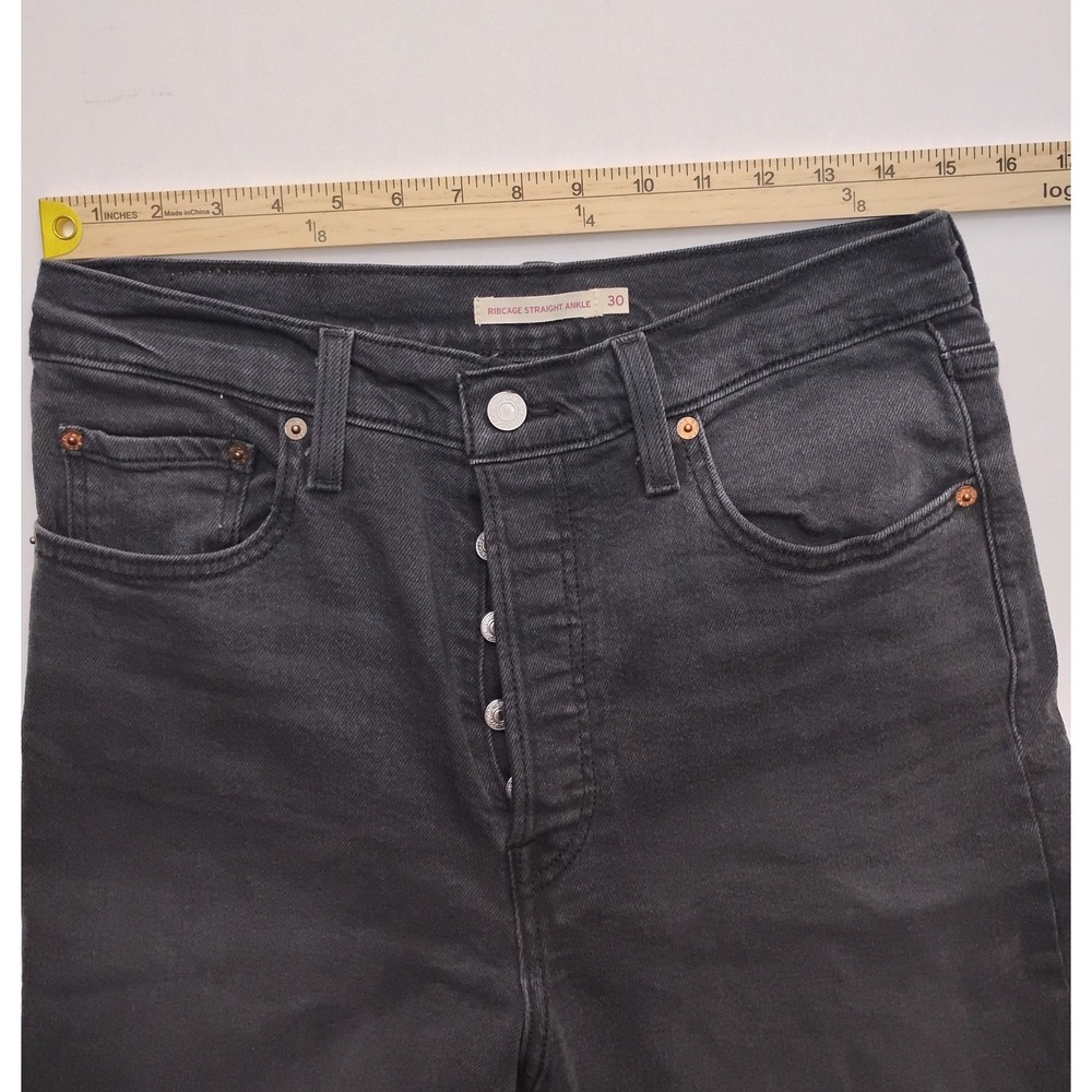Levis Jeans Womens 28 Black Ribcage Straight Ankle Button Premium Size 30 - Picture 7 of 12